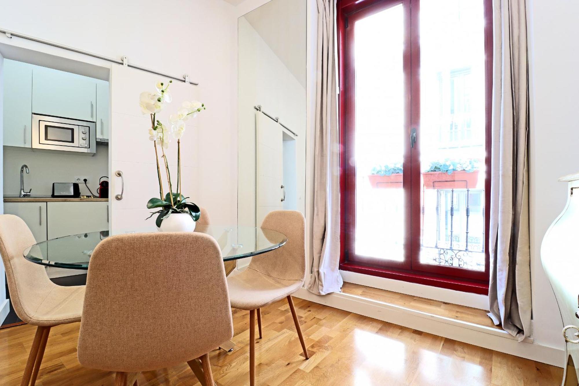 Chueca Suites Мадрид Экстерьер фото
