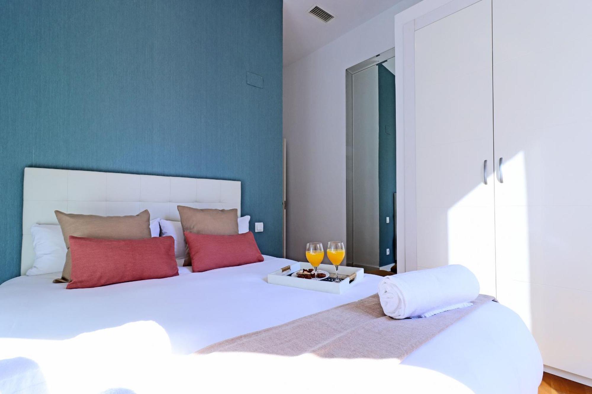 Chueca Suites Мадрид Экстерьер фото